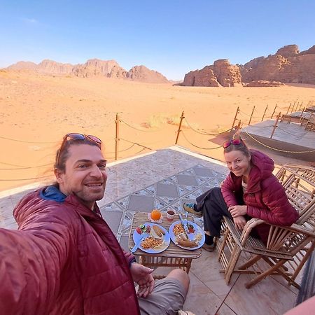 Wadi Rum Sky Tours & Camp Exteriör bild