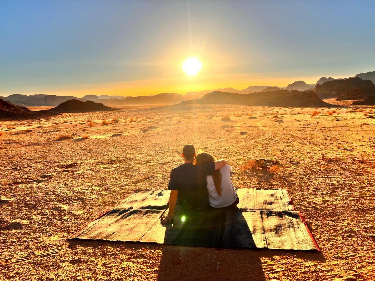 Wadi Rum Sky Tours & Camp Exteriör bild