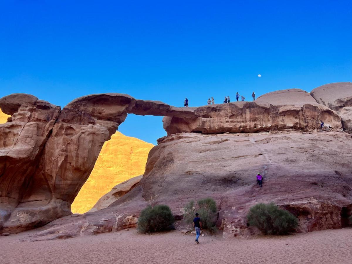 Wadi Rum Sky Tours & Camp Exteriör bild