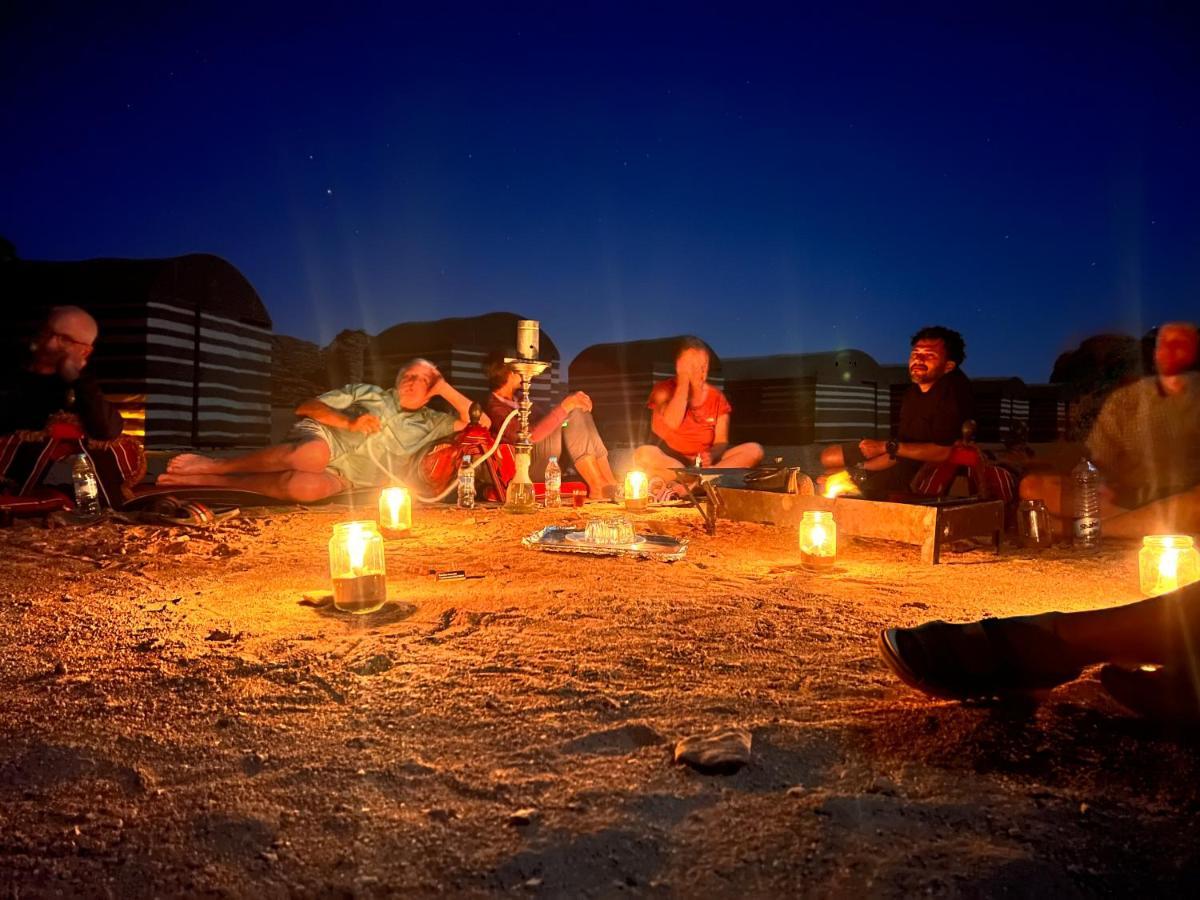 Wadi Rum Sky Tours & Camp Exteriör bild