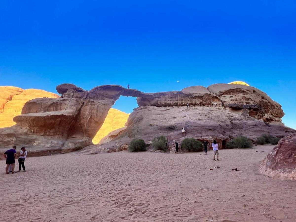 Wadi Rum Sky Tours & Camp Exteriör bild