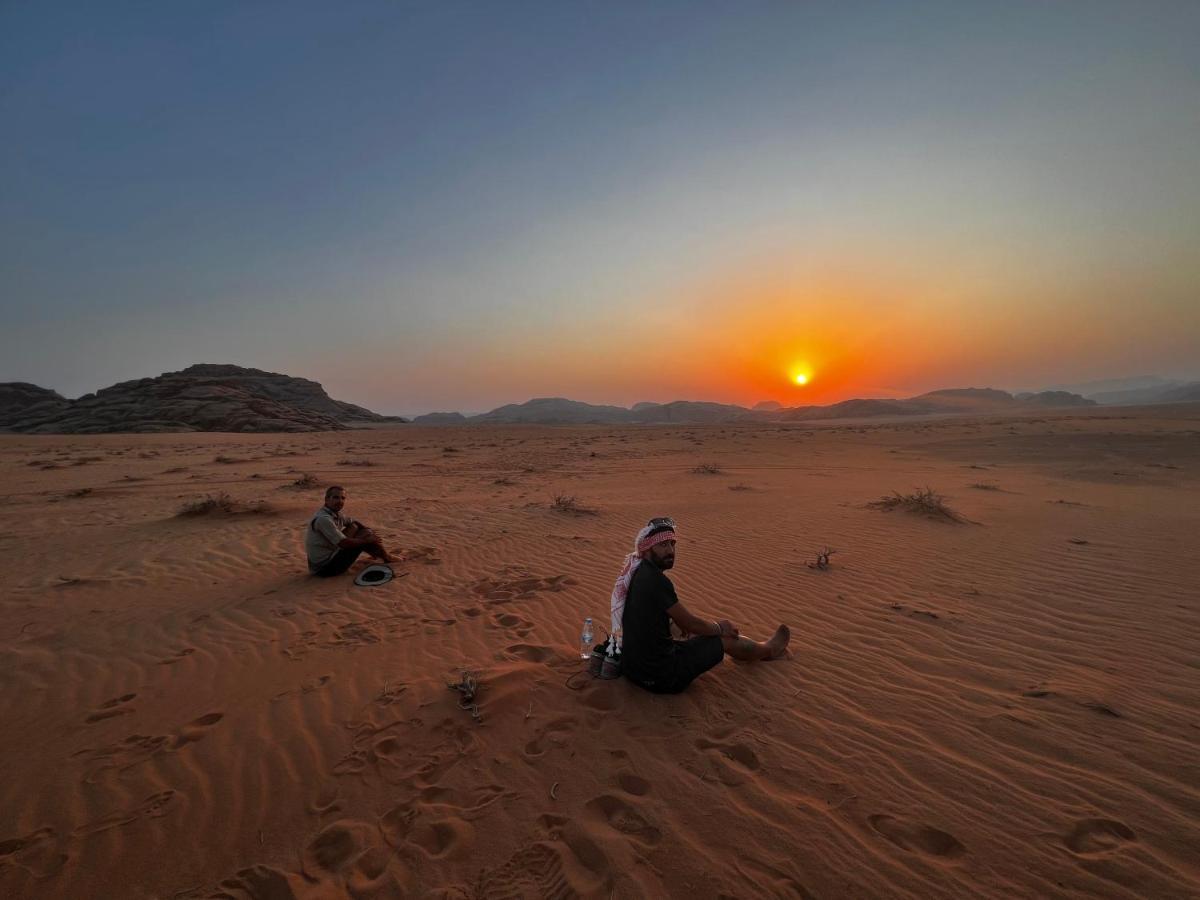 Wadi Rum Sky Tours & Camp Exteriör bild