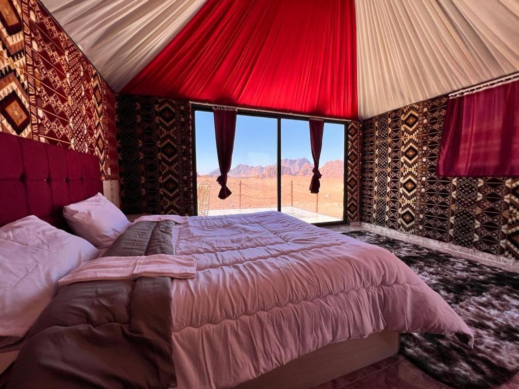 Wadi Rum Sky Tours & Camp Exteriör bild