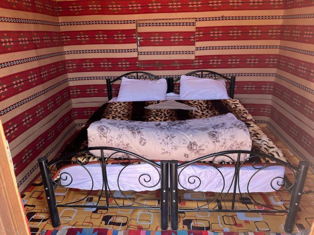 Wadi Rum Sky Tours & Camp Exteriör bild