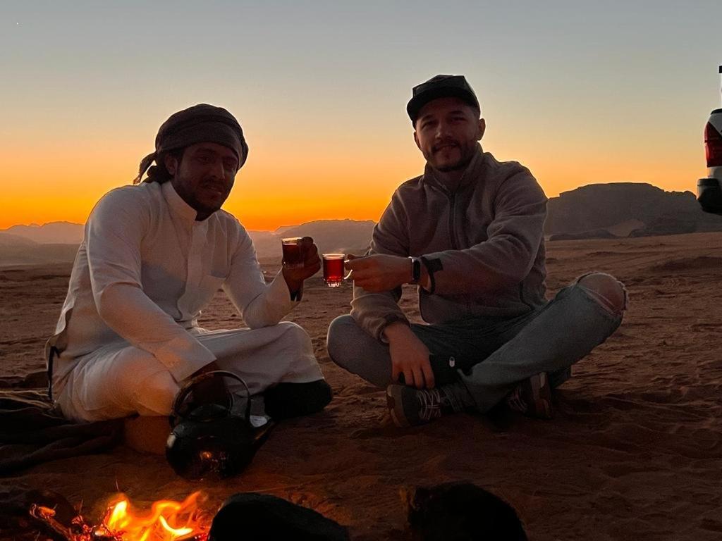 Wadi Rum Sky Tours & Camp Exteriör bild