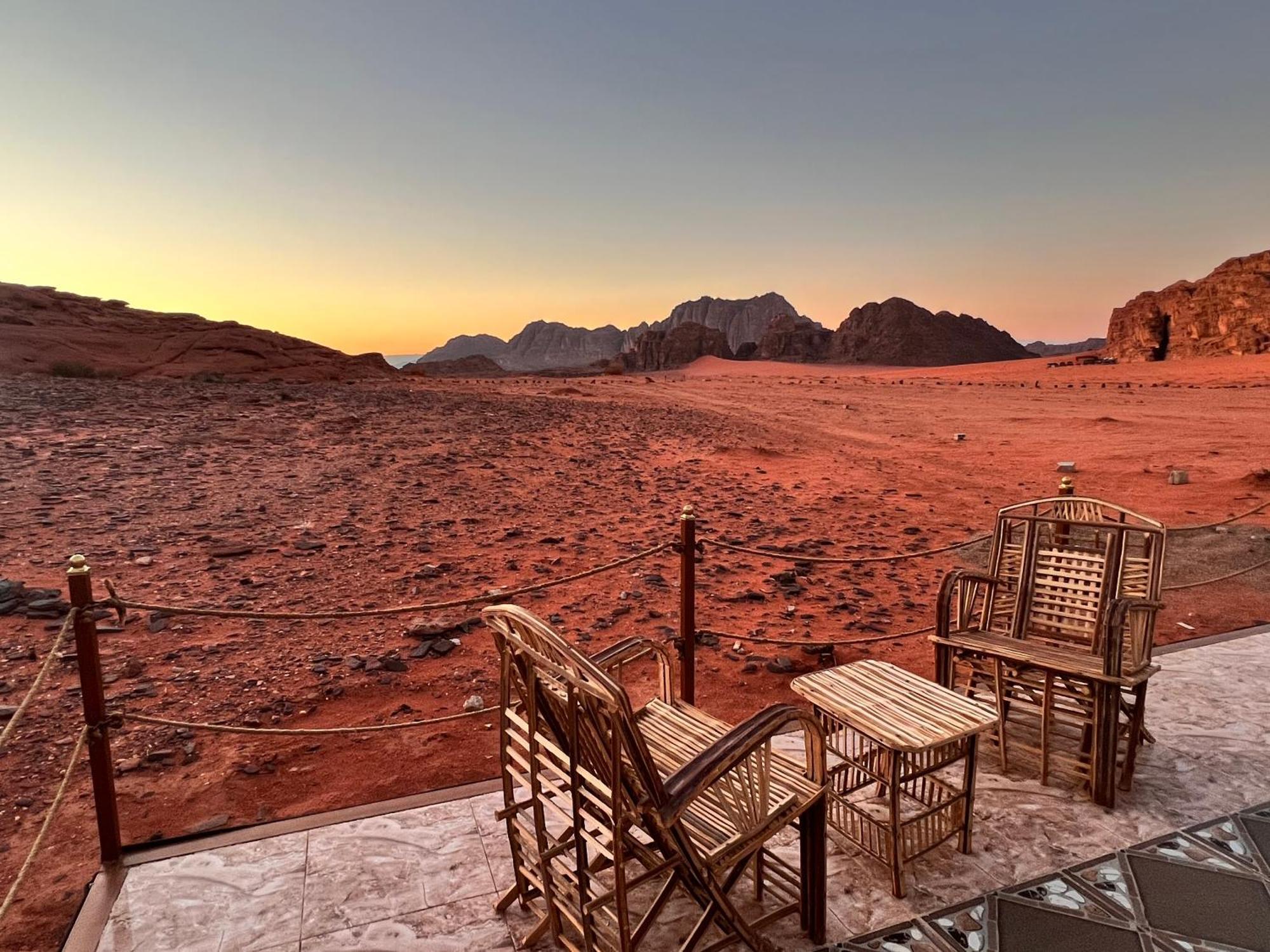 Wadi Rum Sky Tours & Camp Exteriör bild